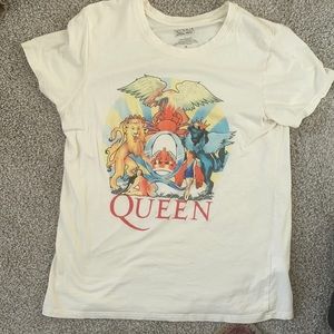 Queen graphic tee lucky brand